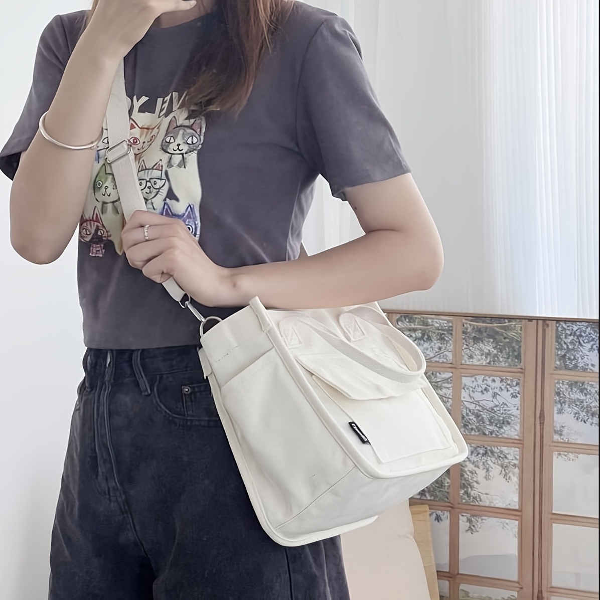 Plain Strap Bag avatar