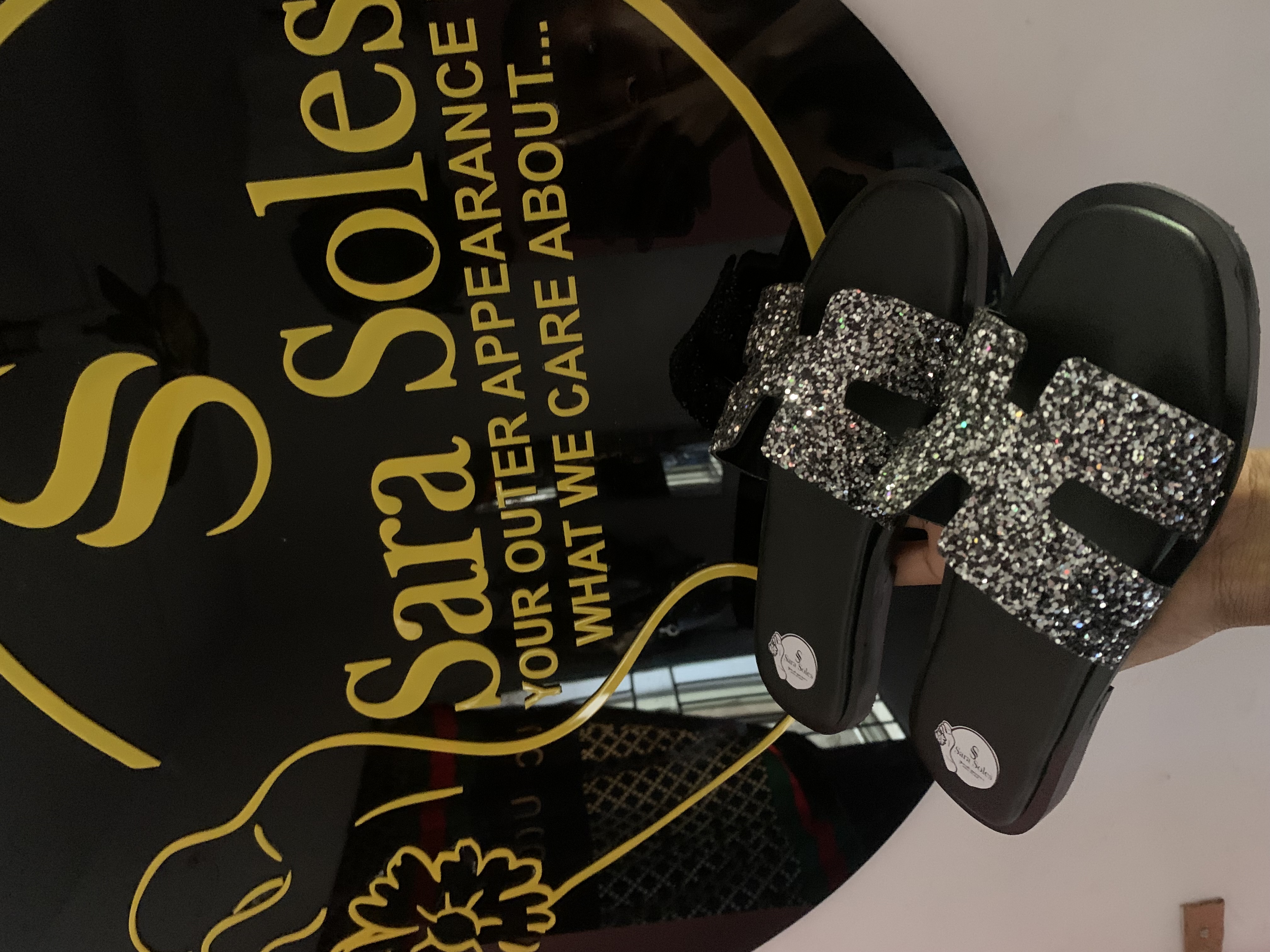 SARASOLE HOUSE avatar