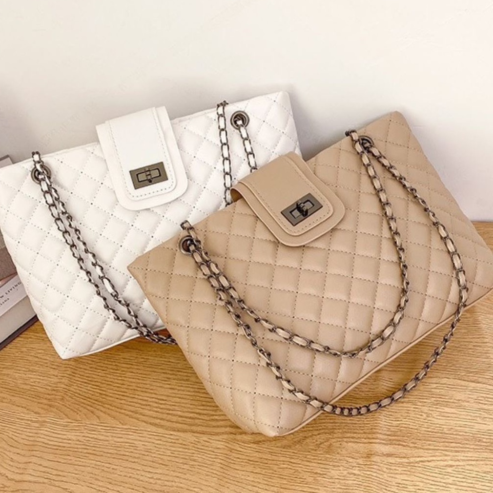 Shoulder bag