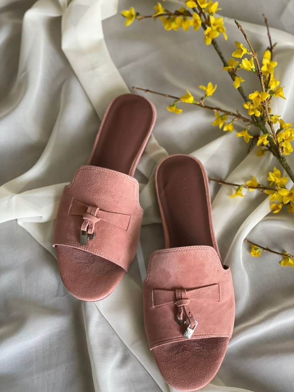 Sleek flops